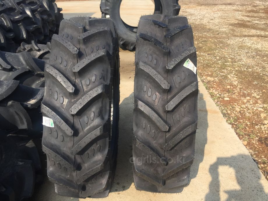 BKT <b>트랙터</b>용 타이어 11.2-24(래디얼일반 280/85 R24) 사진2