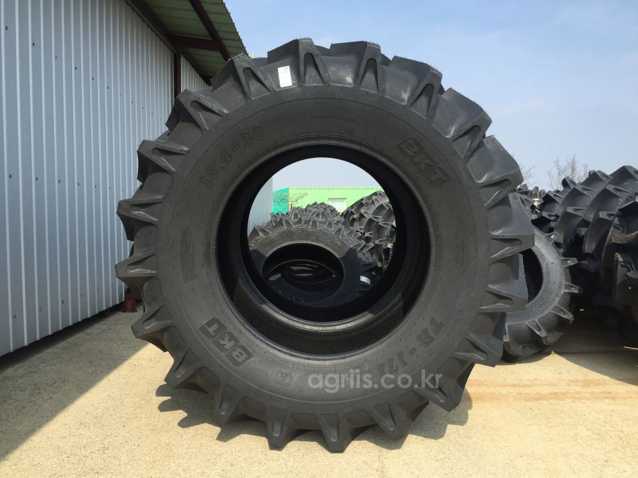 BKT <b>트랙터</b>용 타이어 18.4-30  10PR TR171TT