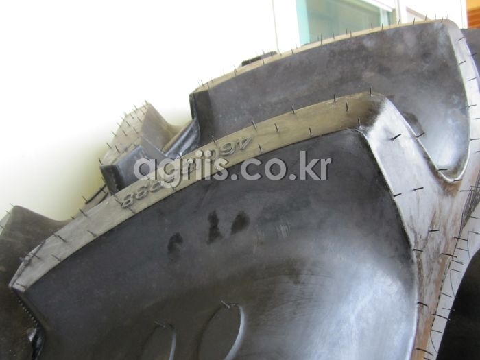 BKT 트랙터용 타이어 <b>18.4</b>-38(래디얼일반 460/85 R38) 사진2