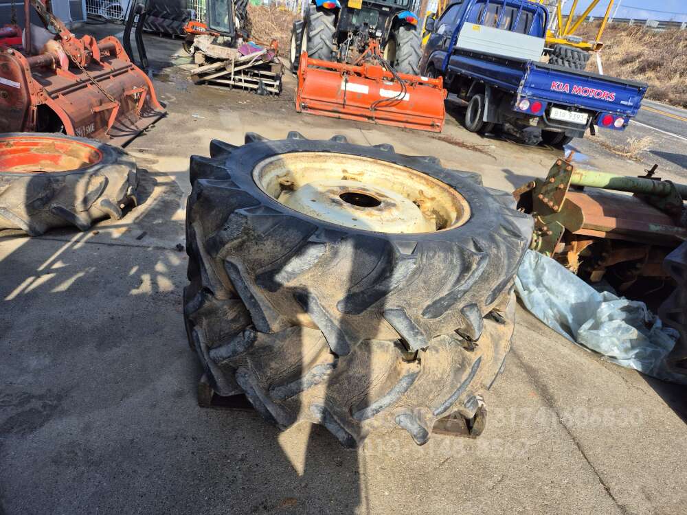 LS 트랙터 LT412D (41마력) 12.4-28 사진2