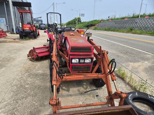국제 트랙터 KTE230 (25마력) 전체 사진1