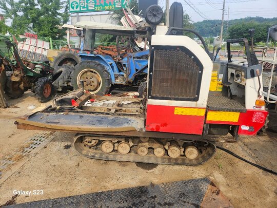 Kukje Combine Harvester KC475 (3Rows) 트렌스Transmission Engine 사진1