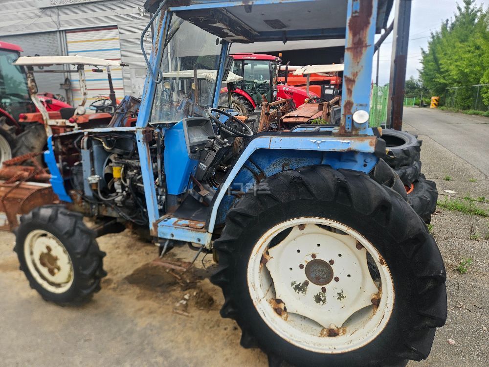TYM Tractor TA-4340 (43hp) 트렌스Transmission Engine 사진2