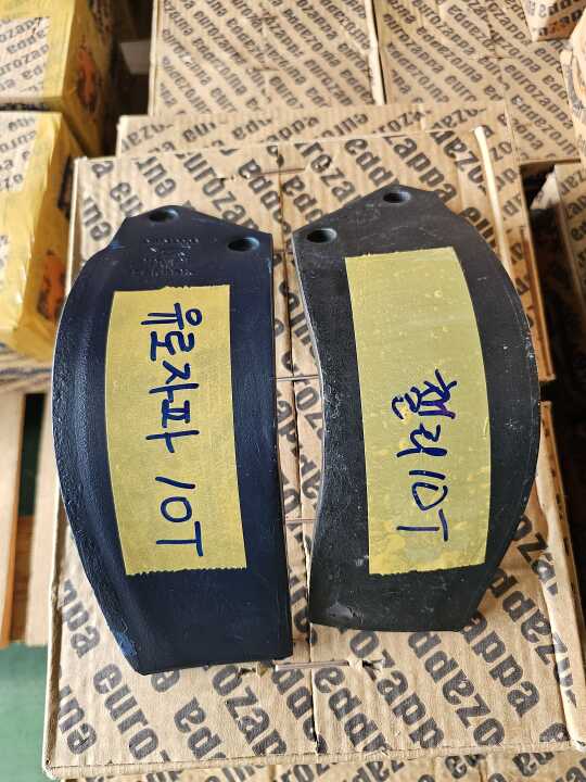 이태리 유로자파 독일,EU 수입 원형칼날, 모우아날, 사료배합기날 수입칼날 전문, 곤포랩 판매 돌밭에서도 부러지지 않고 오래가는 로타리날 사진1