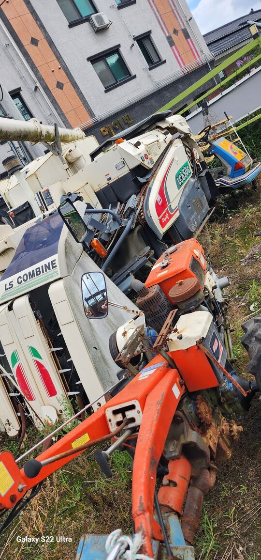 LS 콤바인 LC650G (4조식) 엔진...미숀 사진1