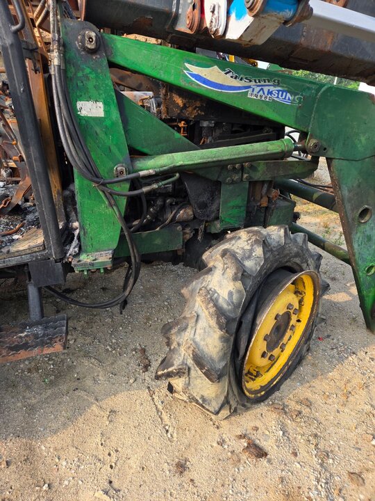 존디어 트랙터 5310 (63마력) 전차축 사진1