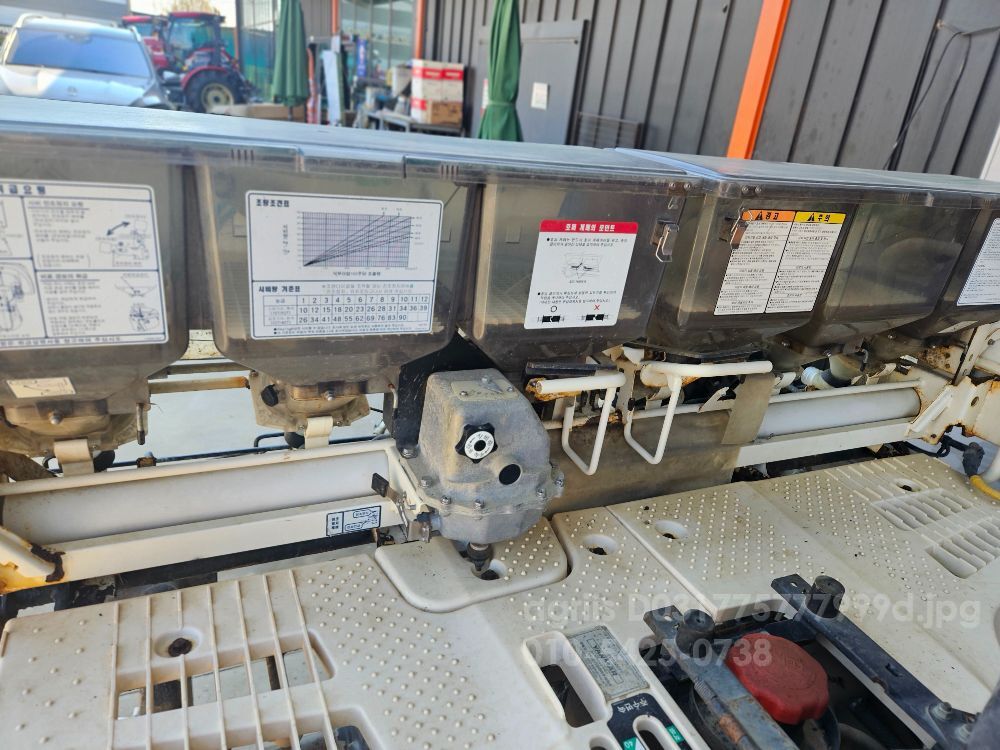 얀마 이앙기 VP60SDX (6조식) 측조시비기VP60SDX 식부 조합 사진2