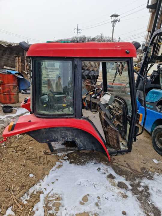  TN75 동양720 L65 국제 5805 탑 TN75 동양720 L65 국제 5805  TN75 동양720 L65 국제 5805 Cabin 사진1