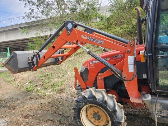 Daedong Tractor D581 (58hp) Loader 사진1