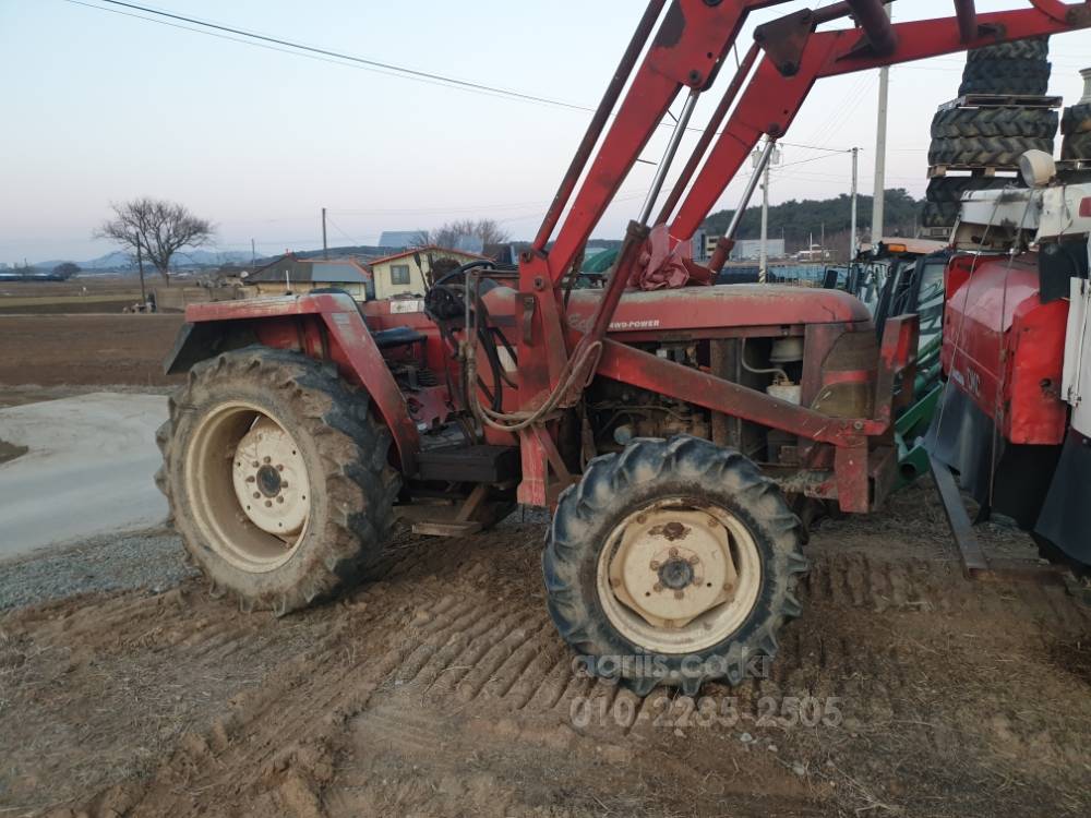 LS Tractor LT47 (47hp) 사진1