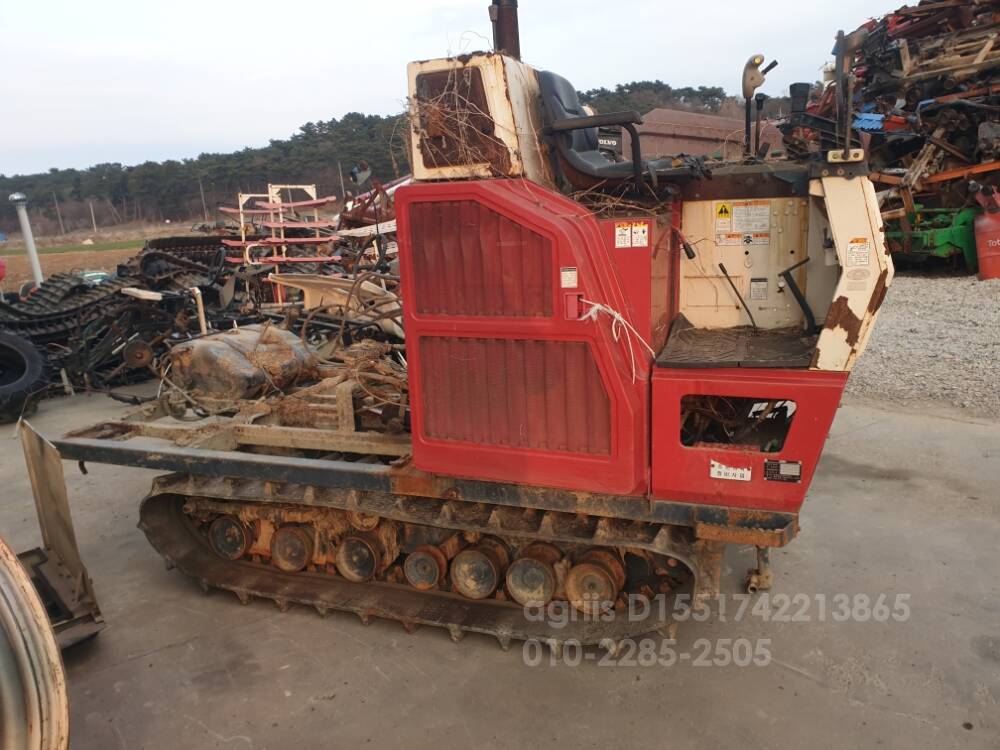 TYM Combine Harvester HU6500 (4Rows) 뒤우측면