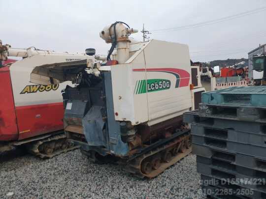LS Combine Harvester LC650G (4Rows) 앞좌측면