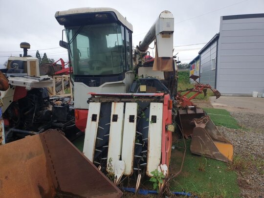 Yanmar Combine Harvester AW465K-C (4Rows) 앞좌측면