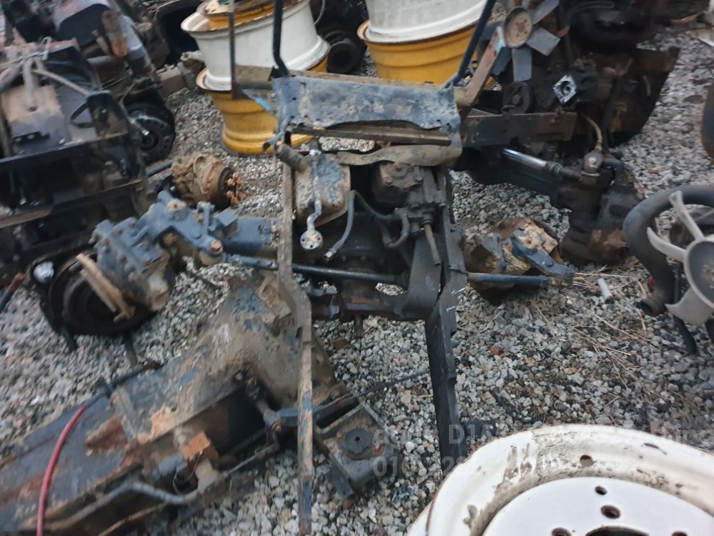 대동 트랙터 D65 (65마력) 엔진 밋션 앞차축 라지에타  사진2