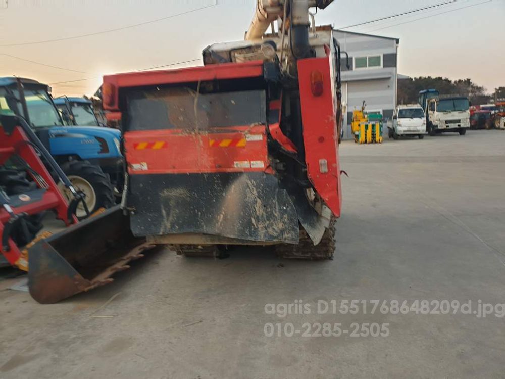 얀마 콤바인 AW695K-C (6조식) 괘도 하부 흔들체 처리통 탈곡통 나선 정도 사진2