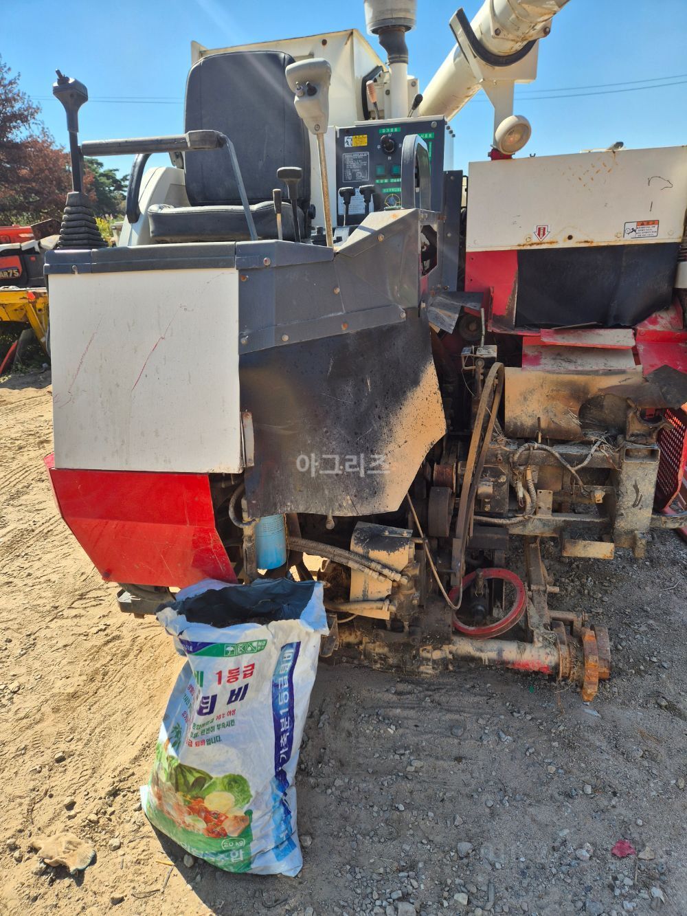 Kukje Combine Harvester DKC685 (4Rows) 모든 Spare Parts  사진2