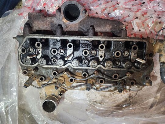 대동 트랙터 D500헤드조합(밸브포함) 헤드조합 사진1