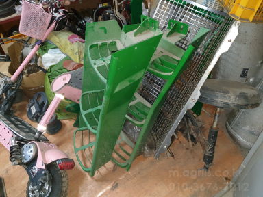 JohnDeere Tractor 모댈명 모름  발판 사진1