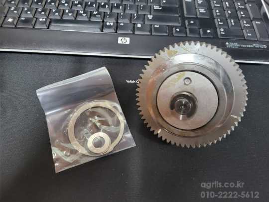 TYM 트랙터 T483 (48마력) 솔레노이드오일씰오일펌프 사진1