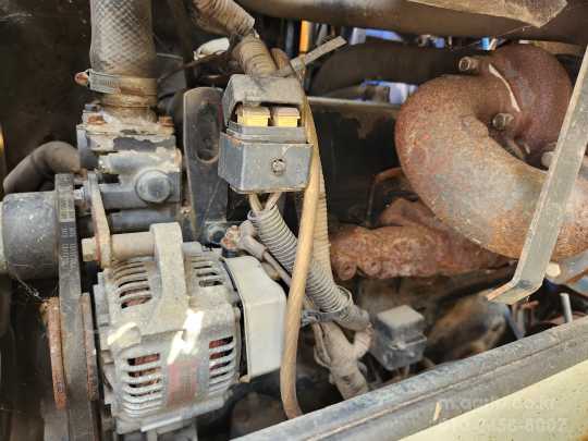 TYM Combine Harvester HJ695G (6Rows) 얀마Engine 4TNE100 사진1