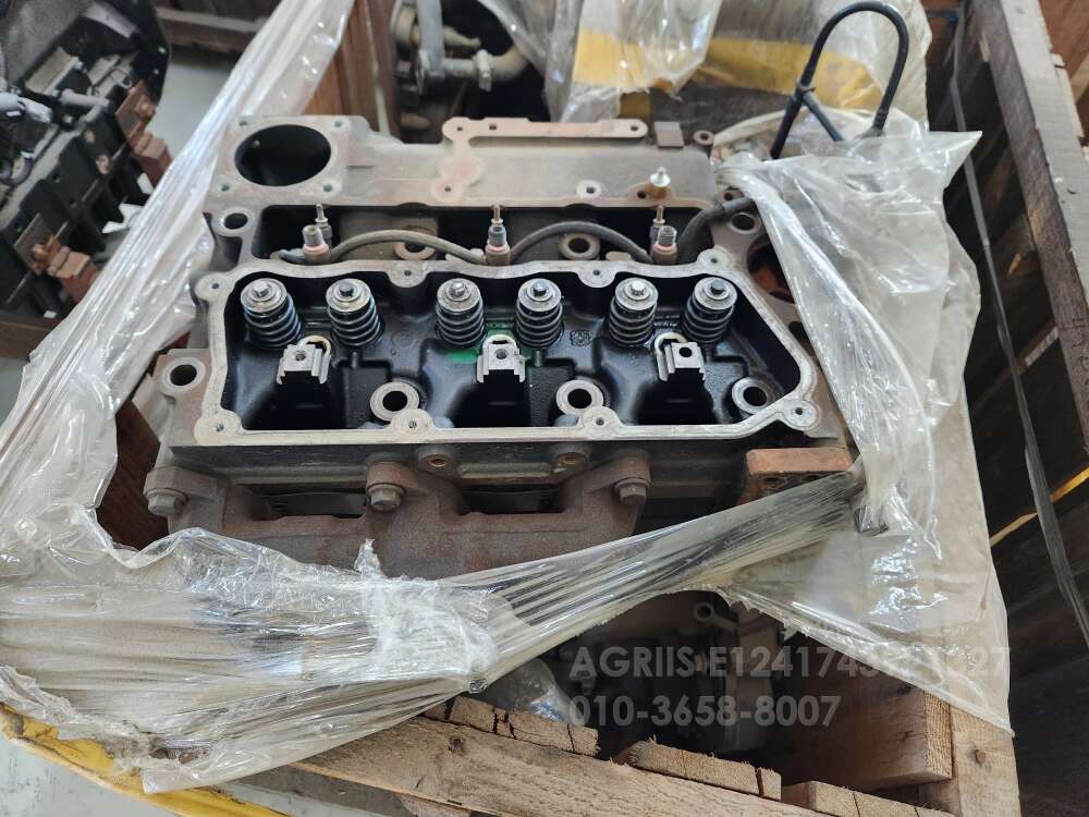 TYM 트랙터 T653 (65마력) 엔진분해부품 사진2