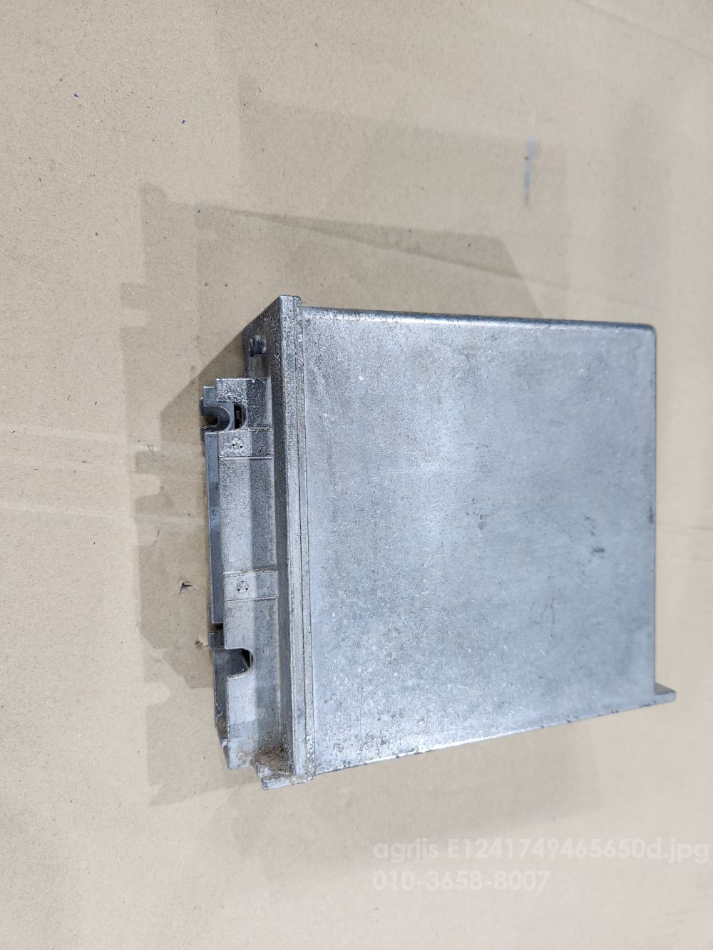  트랙터 FENDT820 CONTROL ECU 사진2