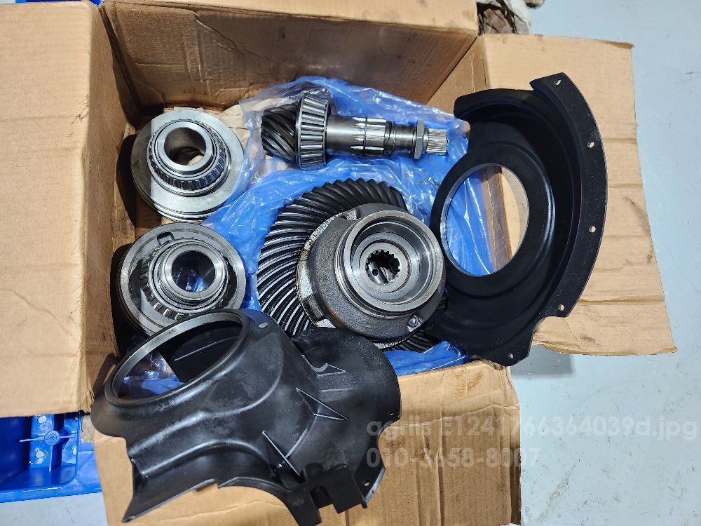 JohnDeere Tractor 6155R (155hp) 6155R AUTOPOWER DIFF ASSY 사진2