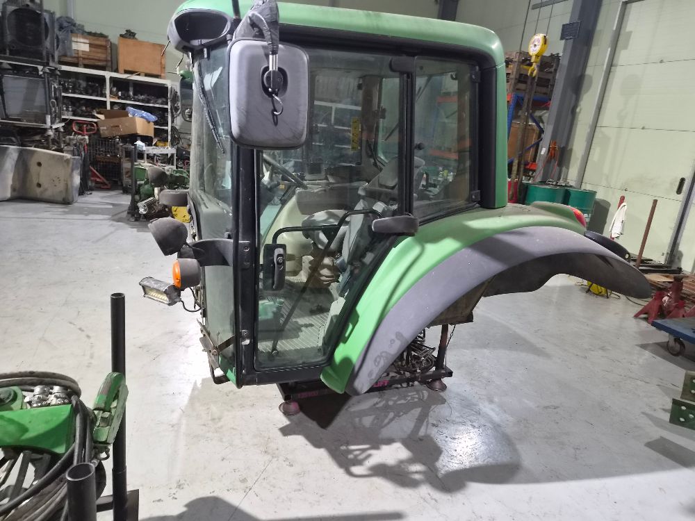 JohnDeere Tractor 7430 (165hp) John Deere 7430 AutoPowr Cab Tractor 사진2