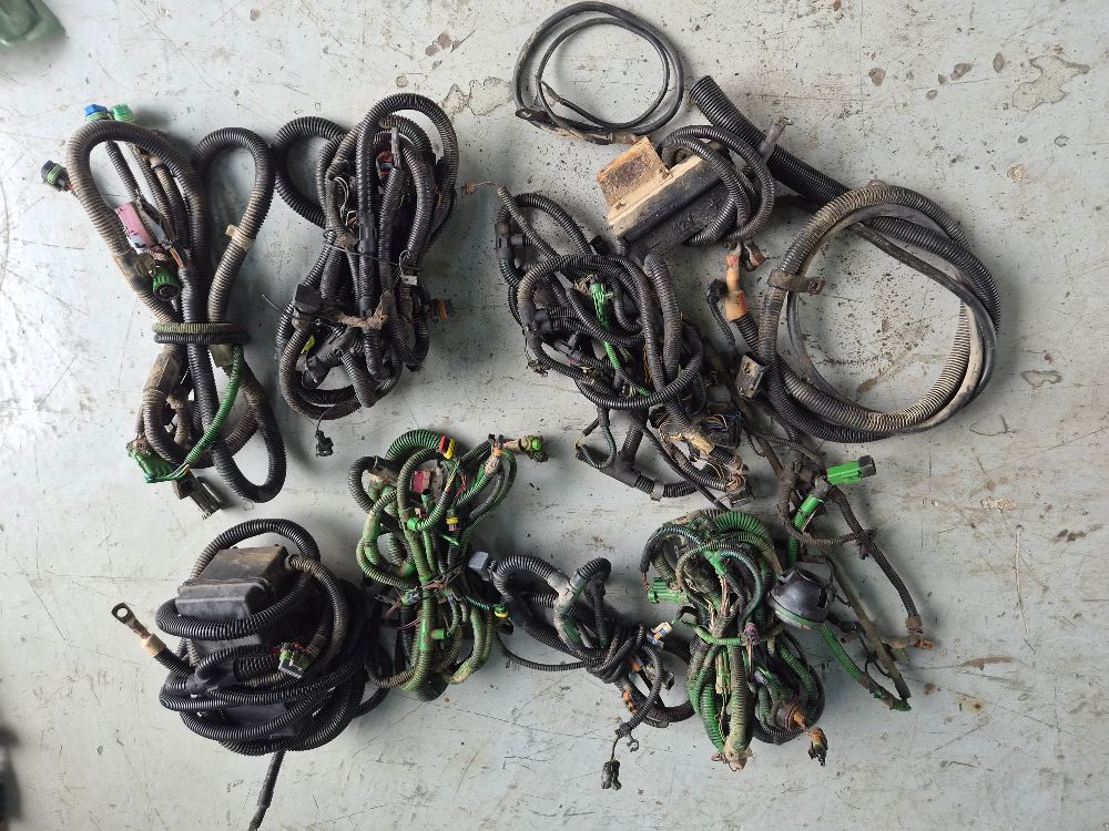 존디어 트랙터 7430 (165마력) lJohn Deere 7430 AutoPowr Harness Controller  사진2