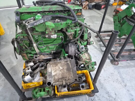 존디어   John Deere 7430 Engine Dismantled Parts / Spares 사진1