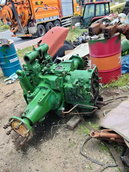 JohnDeere Tractor 68206830 (135hp) 앞대우 밋숑 사진1