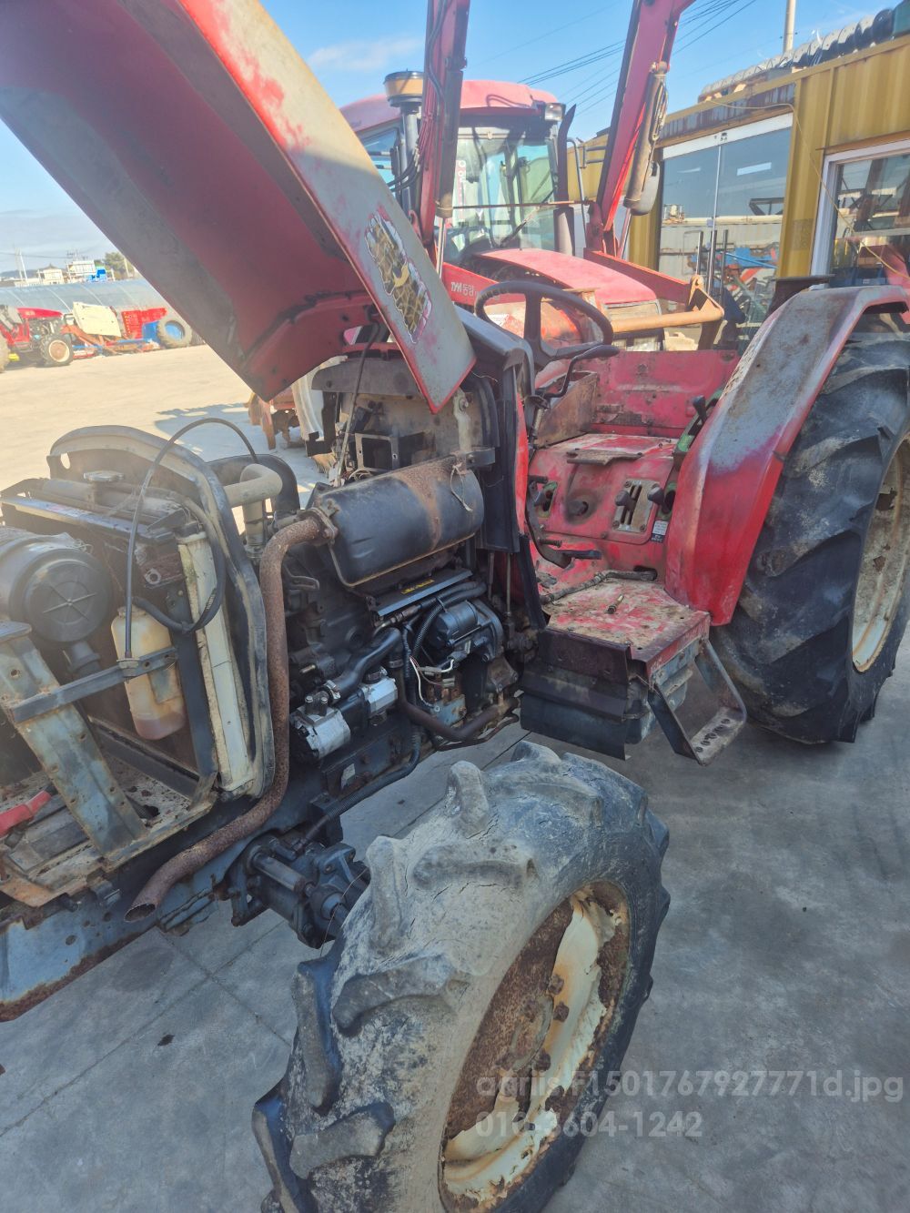 국제 트랙터 AF400 (40마력) 엔진 사진2