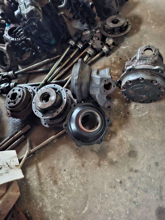 NewHolland Tractor TN75D (75hp) 앞Axle Assy 사진1