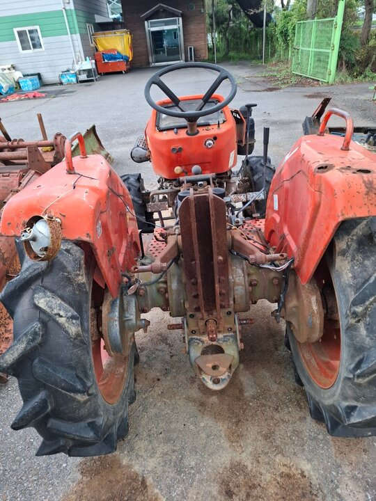 Daedong Tractor L2202-4WD (22hp) 트랙터 Assy 사진1