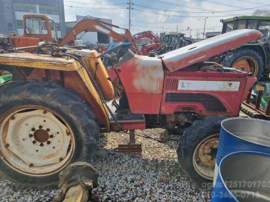 LS 트랙터 LT412D (41마력) 부분판매 사진1