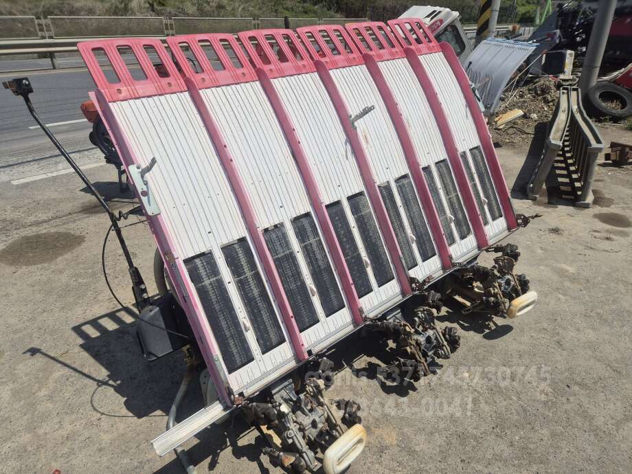 Yanmar Rice transplanter VP60SDX (6Rows) Cabin제판 ㆍ식부 로타케이스 사진2