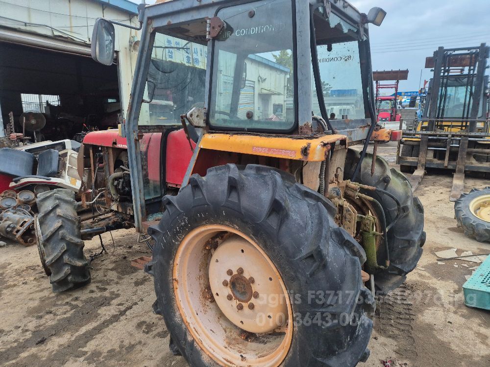 LS 트랙터 LT550 (55마력) 전체부품 사진2