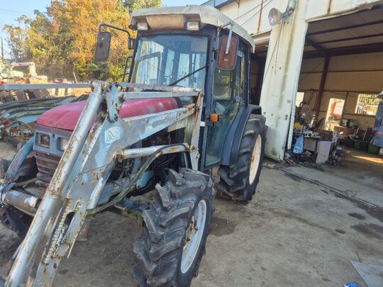 TYM 트랙터 트랙터 엔진 미숀 타이어 로더 전체부품 사진1