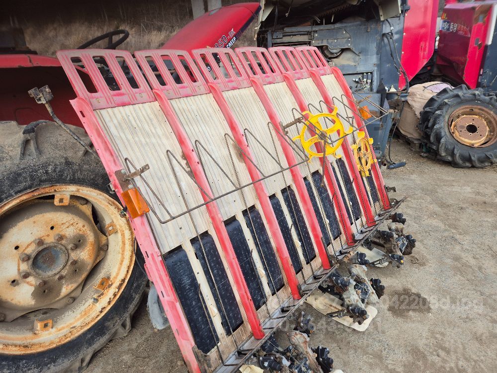 Yanmar Rice transplanter VP60SDX (6Rows) Cabin제판 사진2