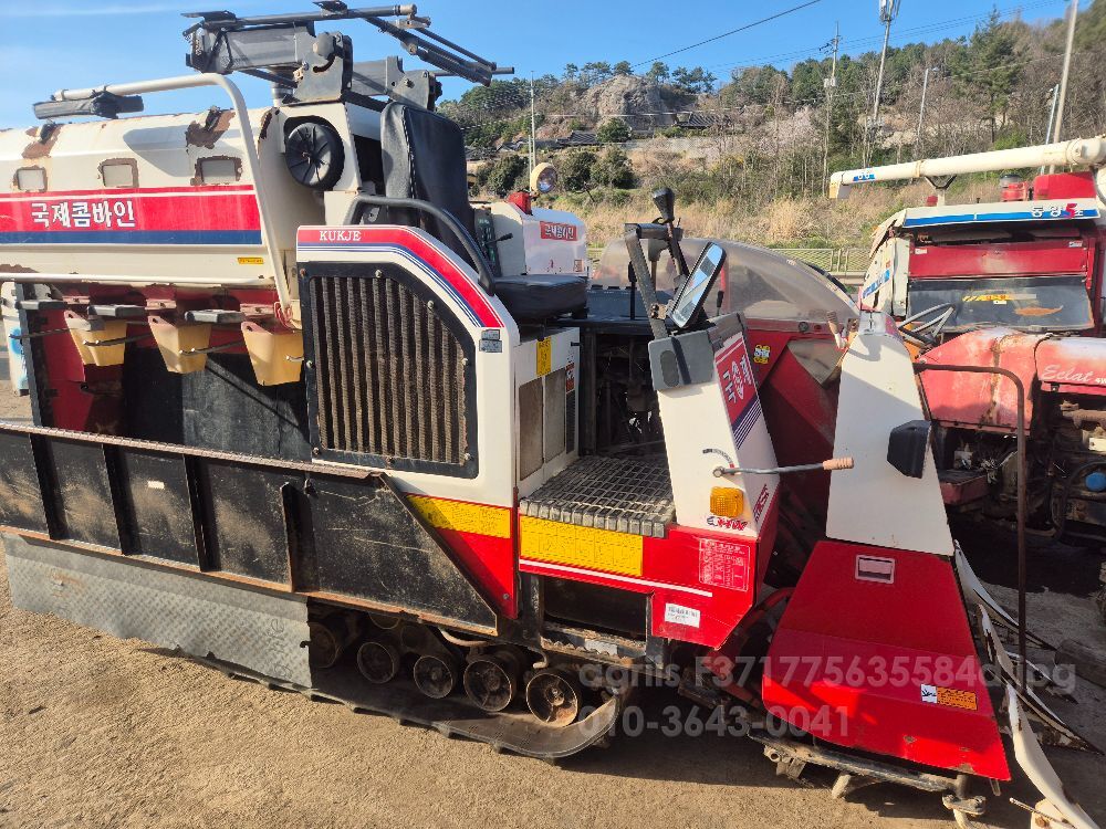 국제 콤바인 KC300S (3조식) 엔진 미숀 괘도 전체부품  사진2