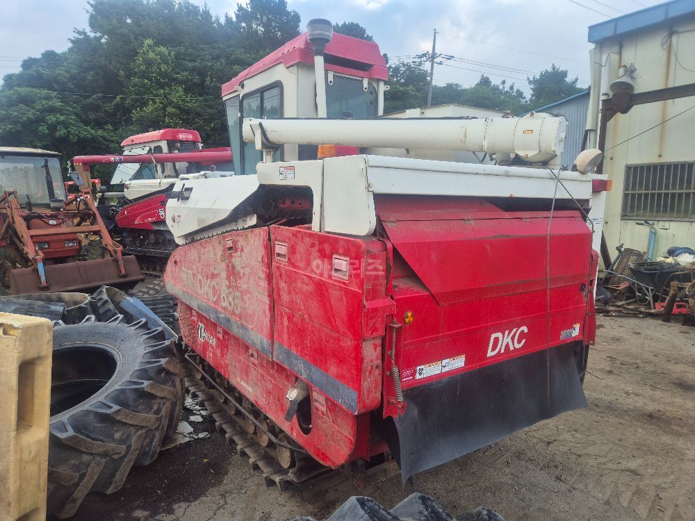 Kukje Combine Harvester DKC685 (4Rows) EngineTransmission Track Assy부풍 사진2