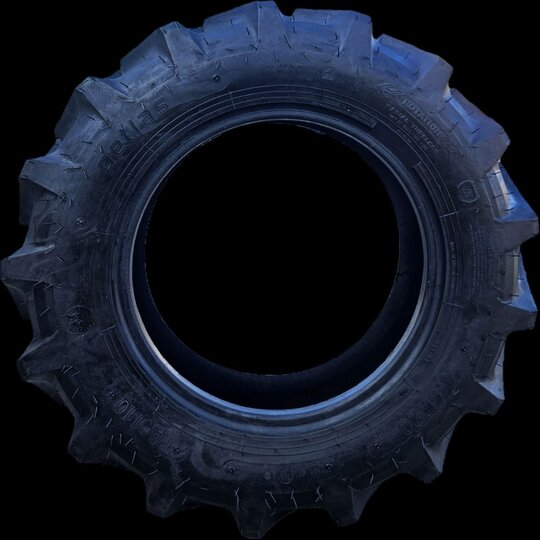    트랙터 타이어 사진1