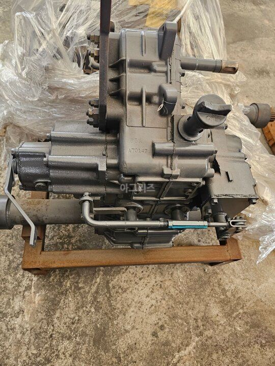 Kubota Combine Harvester KAR65 (4Rows) Transmission Assy 사진1