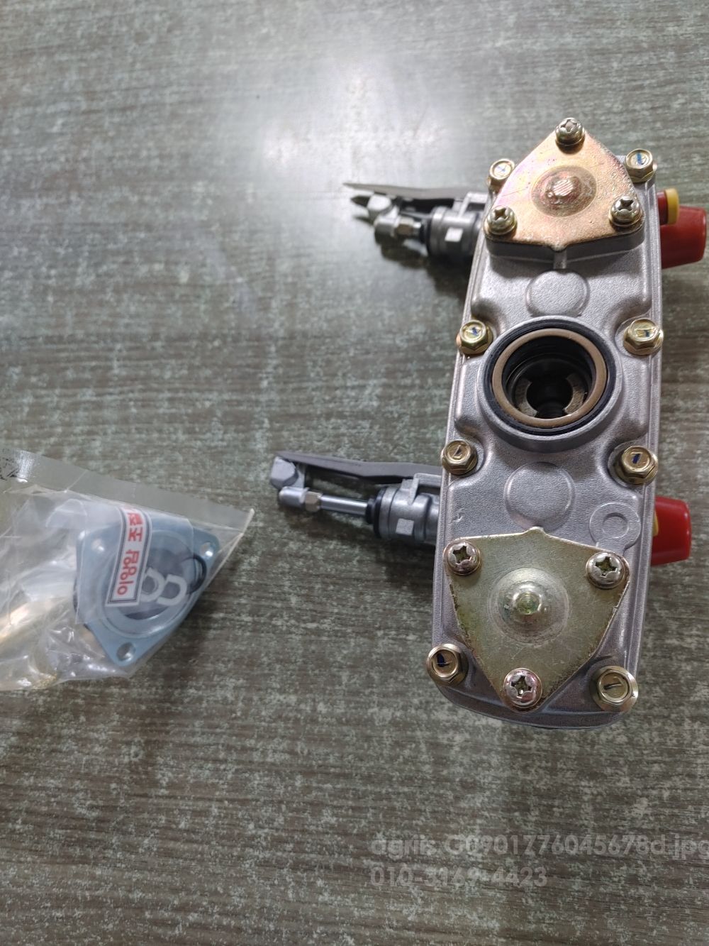 국제 이앙기 (6조식) 로타케이스이앙암총조합 사진2