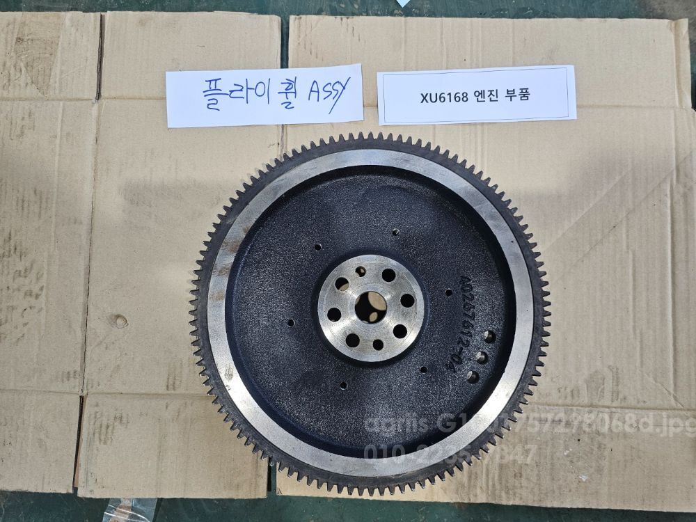 LS 트랙터 XU6168 (68.9마력) 엔진 부품 24종 일체 사진2