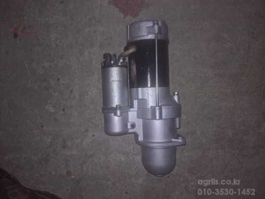 Daedong Tractor D55 (55hp) Engine 시동모우터 사진1