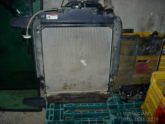 LS 트랙터 U47 (47마력) 라지에다25만원제네레다15만원 사진1