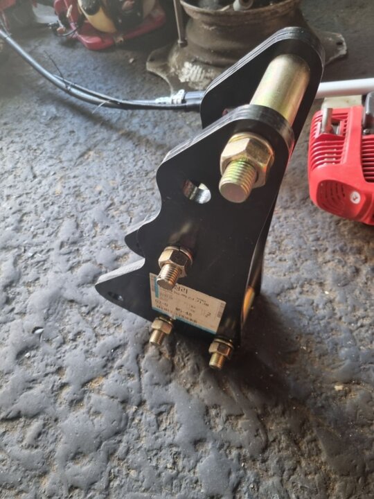  그래플브라켓 SH130  송현그래플일반장착브라켓신품 사진1