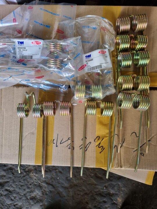 TYM 사각베일러 THB2030 THB1030픽업타인 THB2030 THB1030픽업타인스프링 사진1