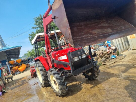 LS Tractor LT470D (45hp) 트랙터Assy 사진1